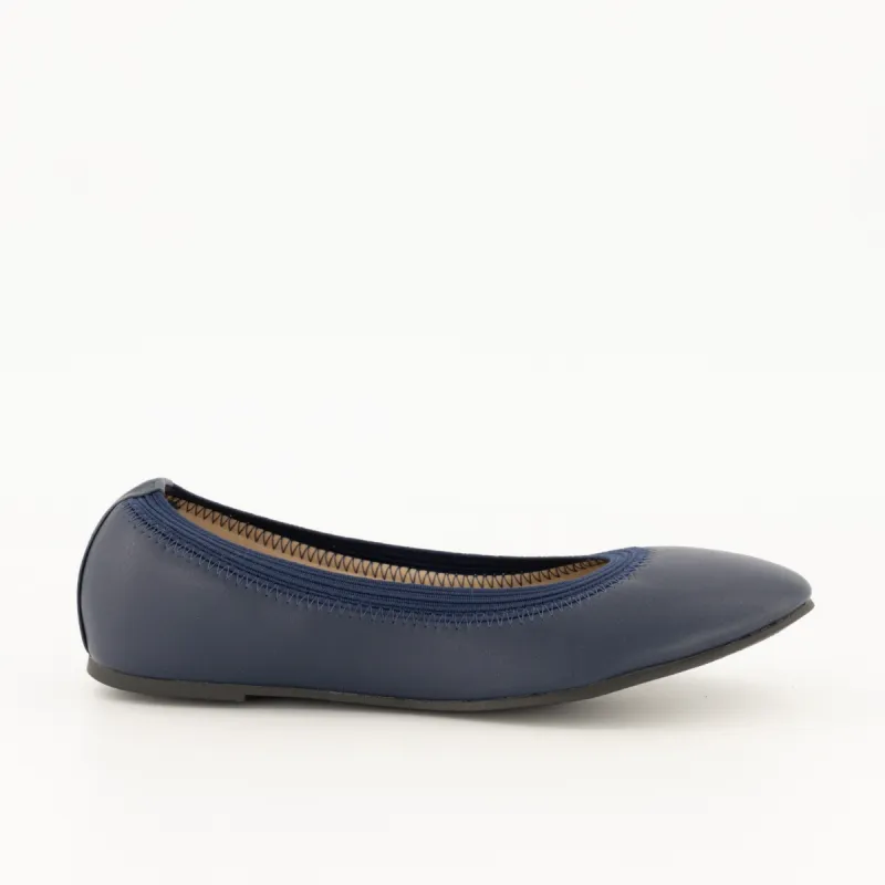 Ladies-Stretch Elastic Pump - Navy sold by Edgars 