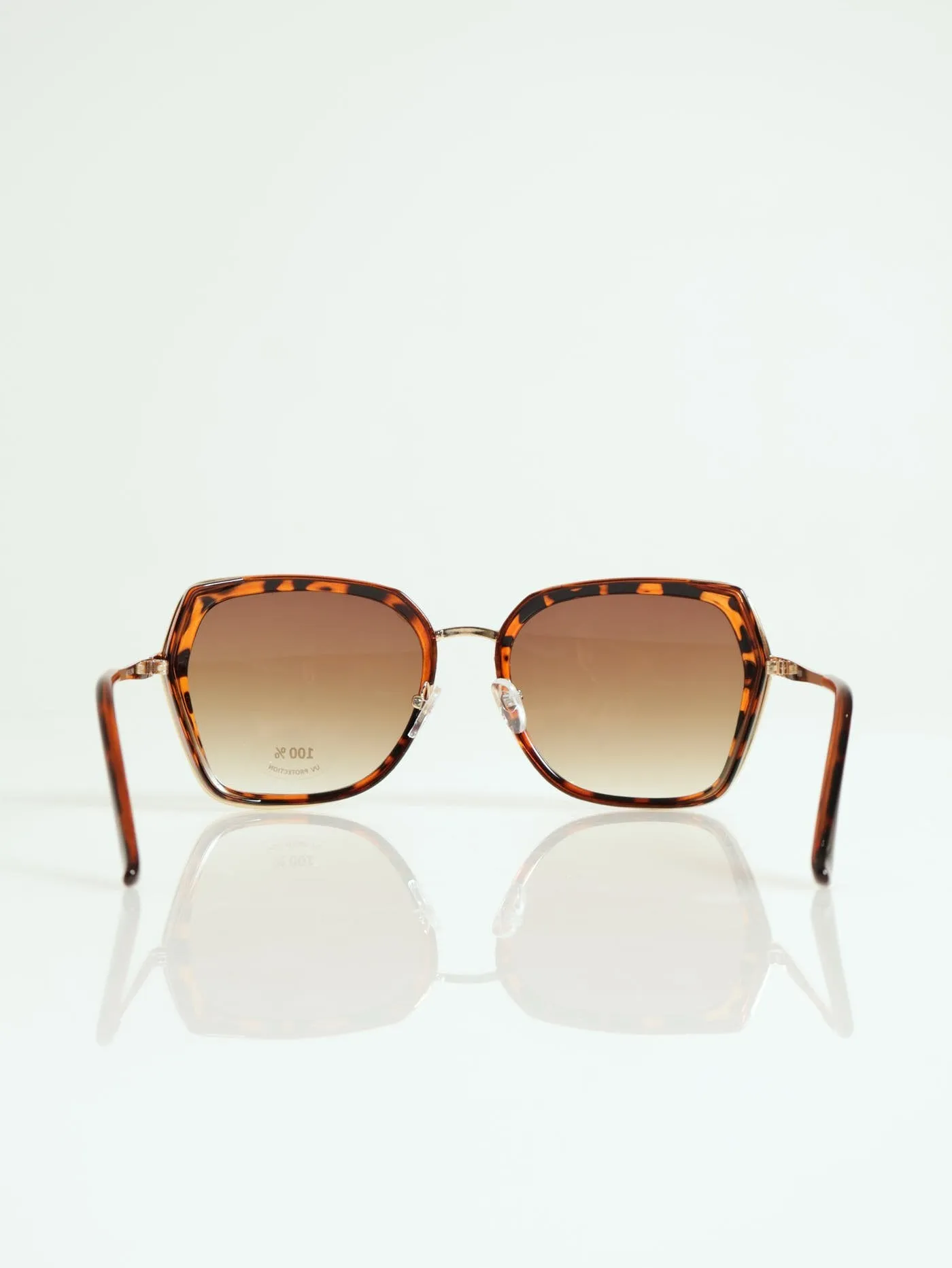 Round Frame With Brown Gradient Sunglasses - Tortoise sold by Edgars product image thumbnail 3