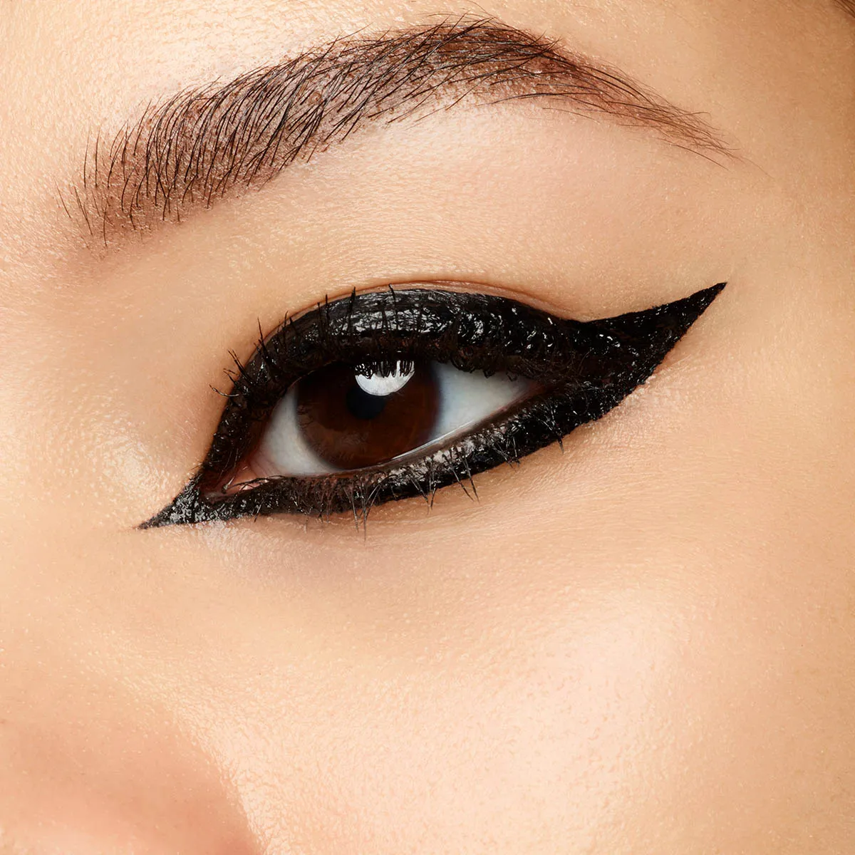 Couture Eye Liner sold by Edgars product image thumbnail 4