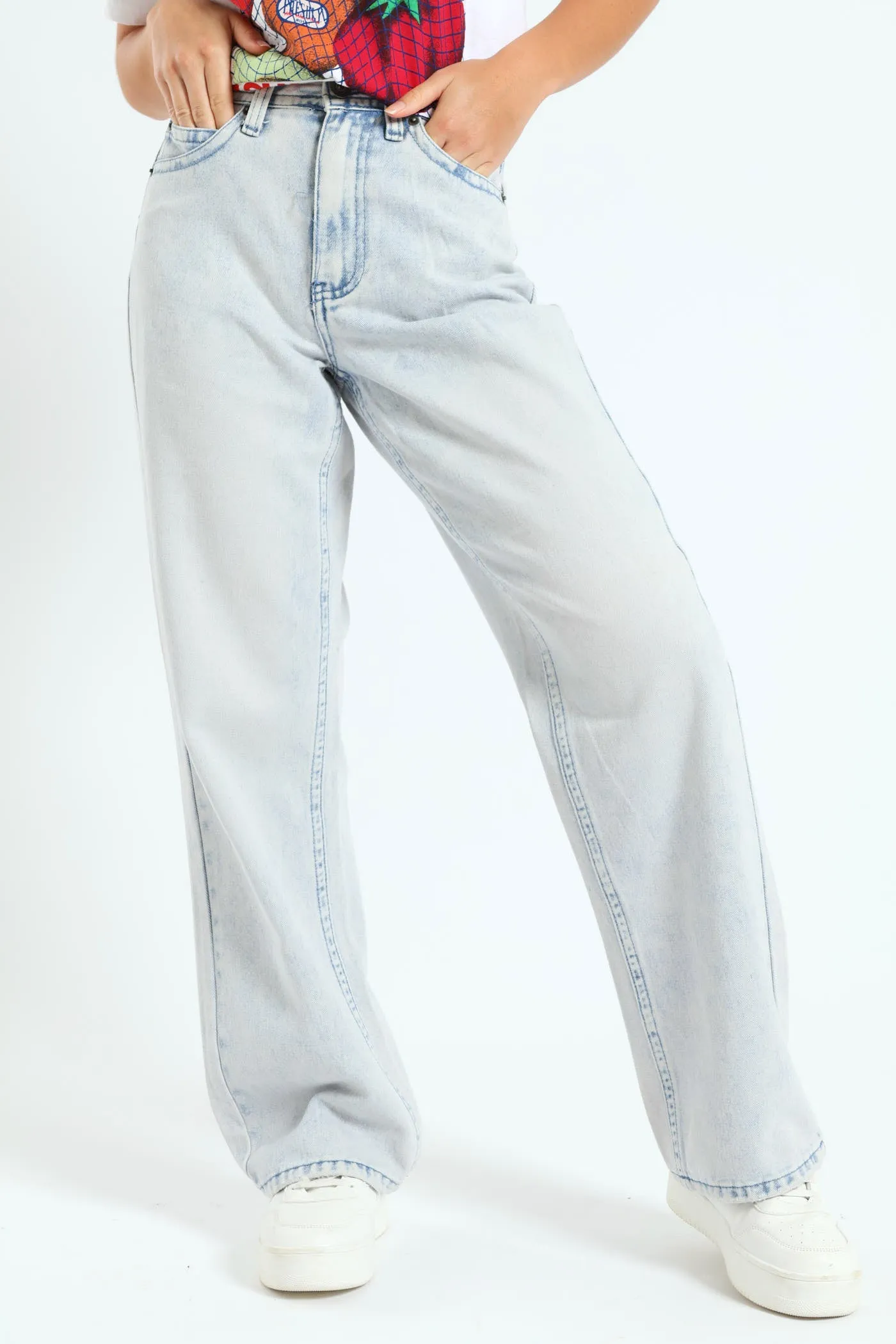 Forward Seam Wideleg Jean - Light Wash sold by Edgars