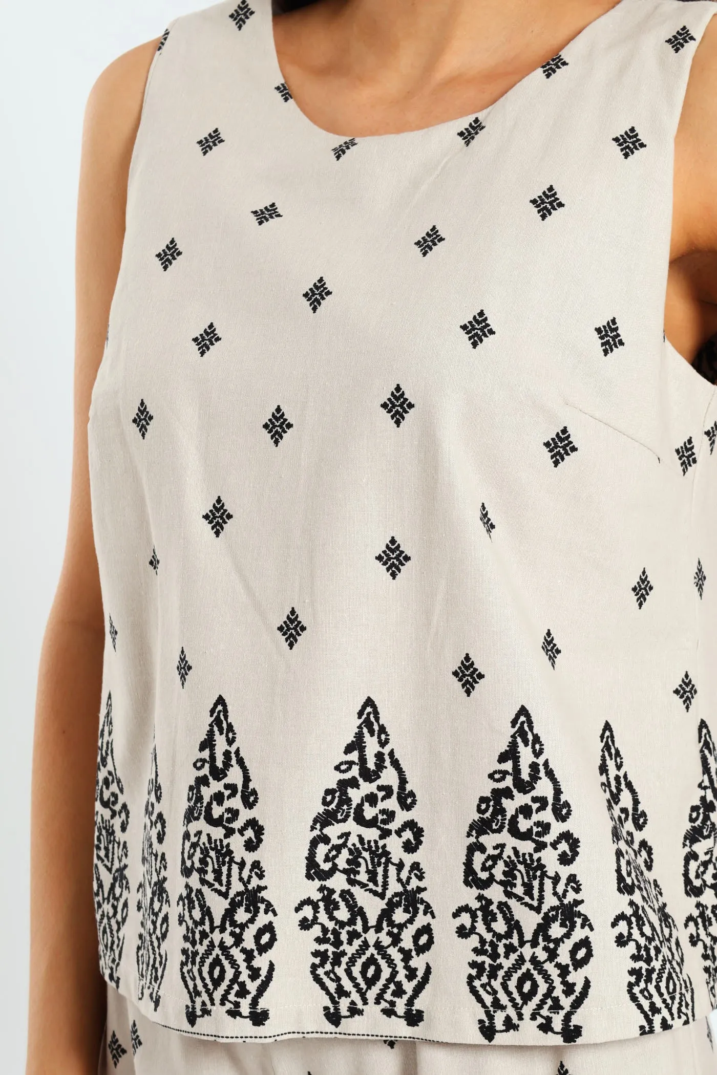 Shell Tank With Border - Beige/Black sold by Edgars product image thumbnail 3