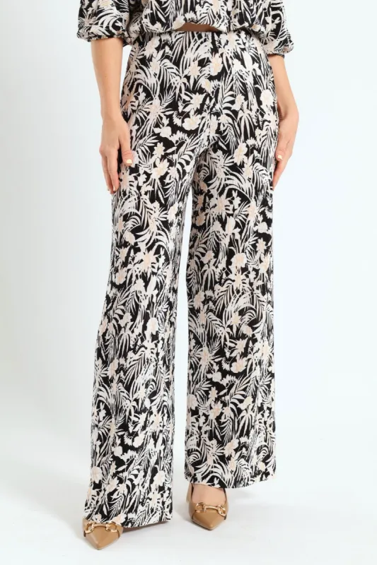 Plisse Straight Leg Pant - Black/Cream sold by Edgars