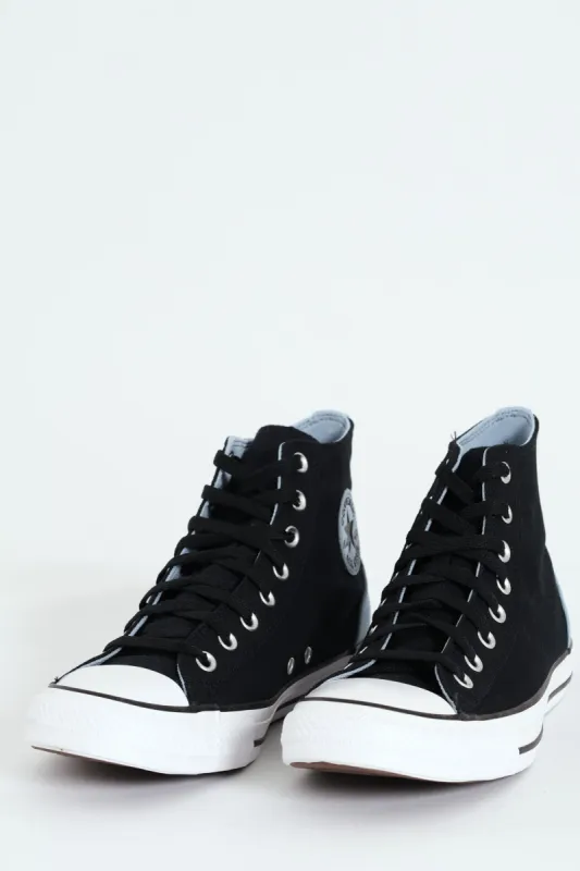 Colourblock Panel Heel Ctas Basic Sneaker - Black/Blue sold by Edgars