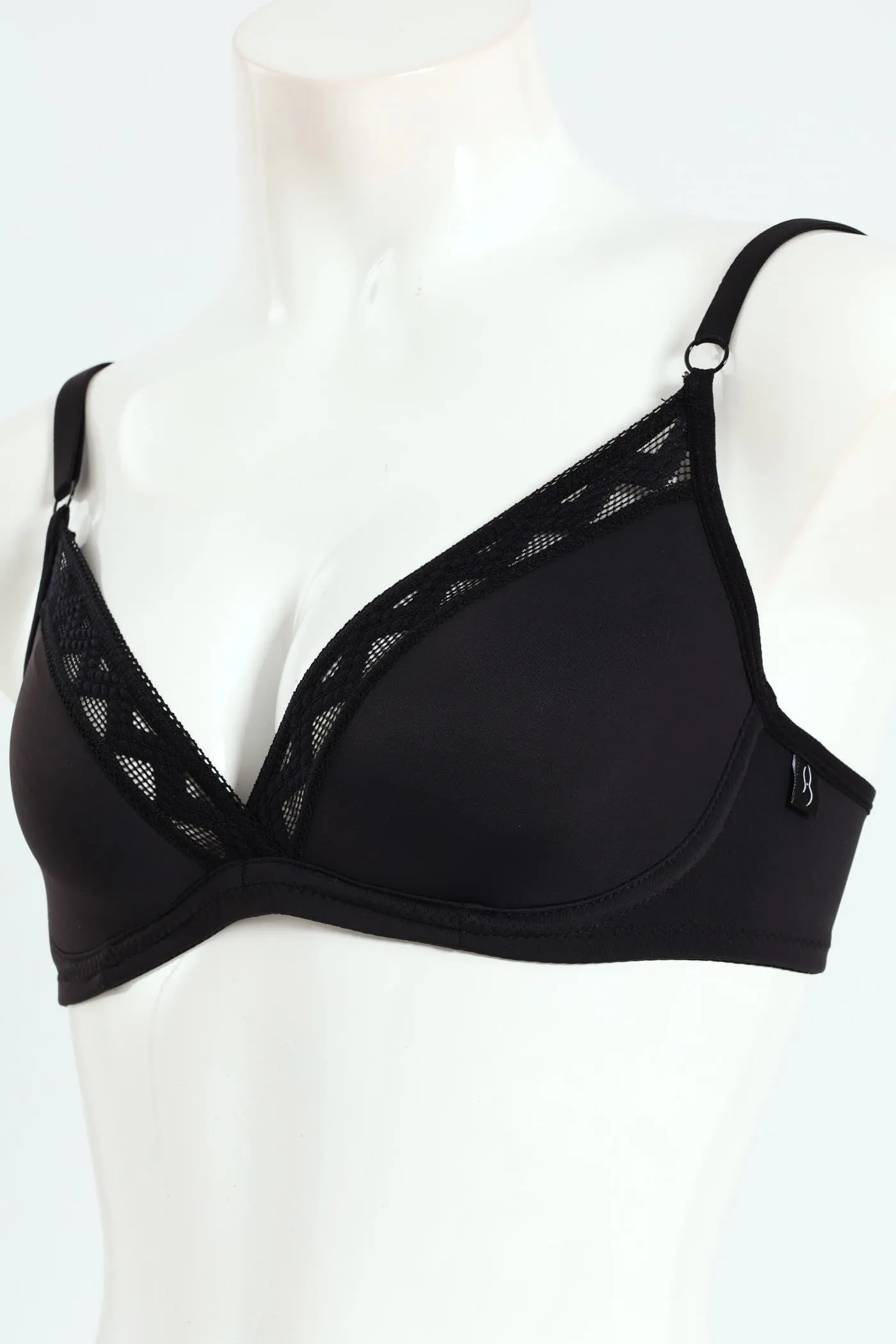 Microfibre & Lace Full Figure Underwire Bra - Black sold by Edgars product image thumbnail 4