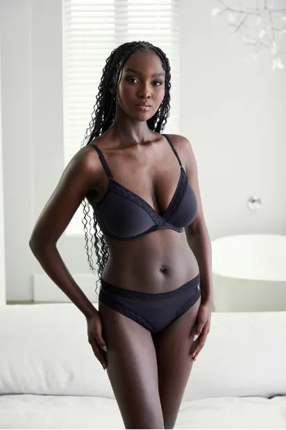Microfibre & Lace Full Figure Underwire Bra - Black sold by Edgars product image thumbnail 3
