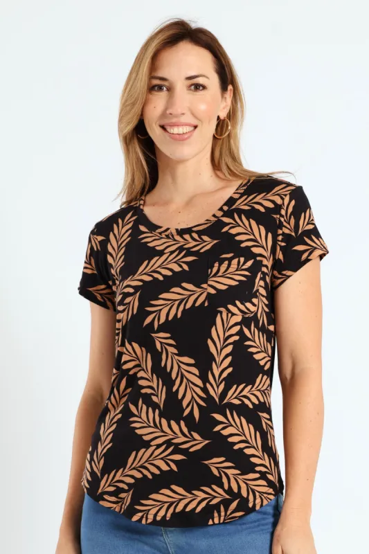 Fern Pocket Tee - Black/Beige made by Edgars