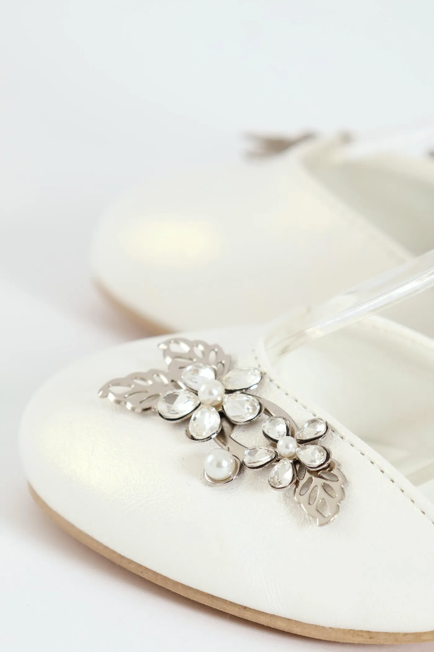 Girls Pearl Trim Heel - White sold by Edgars product image thumbnail 5