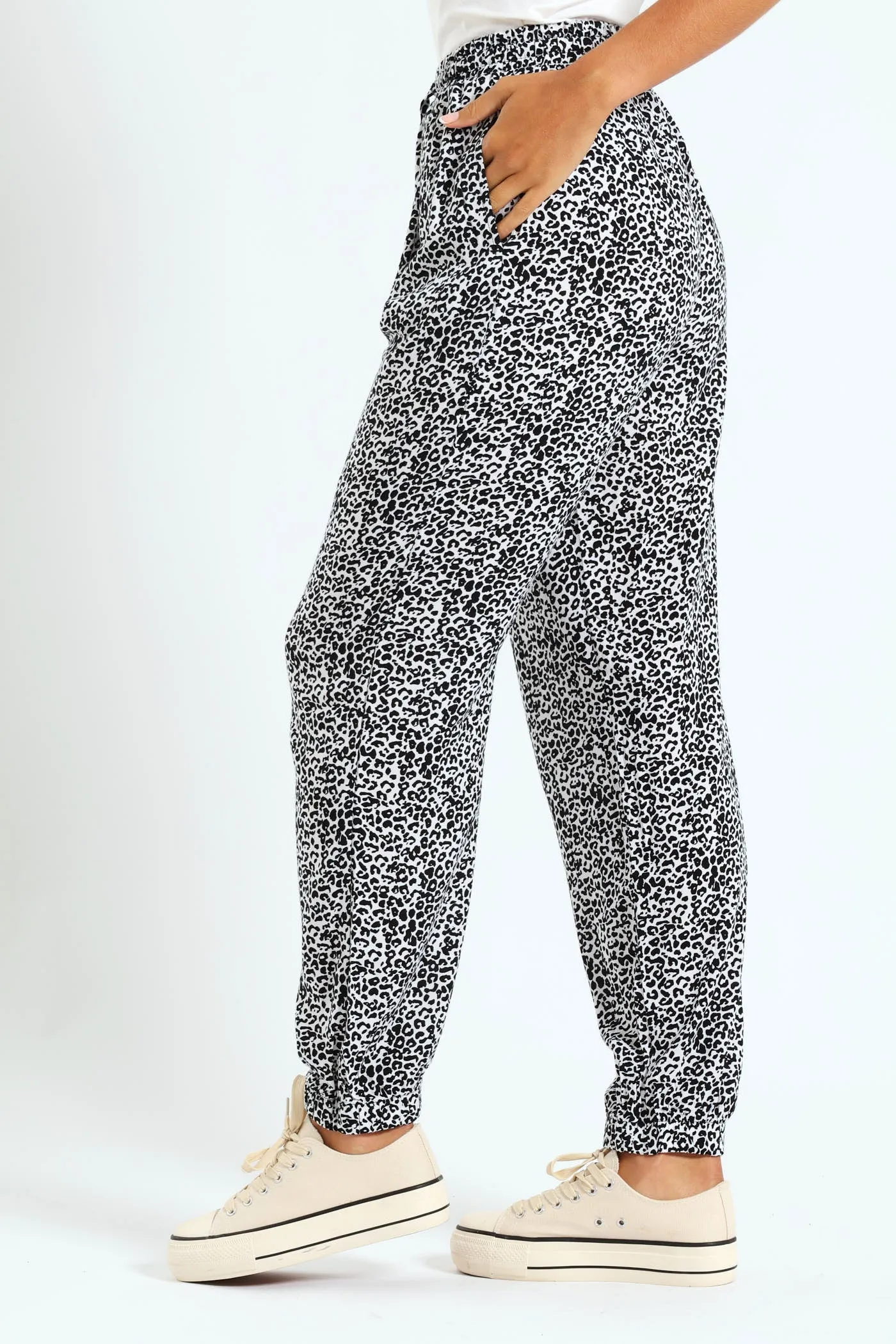 Pull-On Elasticated Cuff Jogger - White/Black sold by Edgars product image thumbnail 2