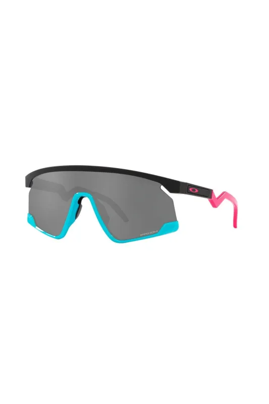 BXTR 928005 Prizm Sunglasses - Black sold by Edgars