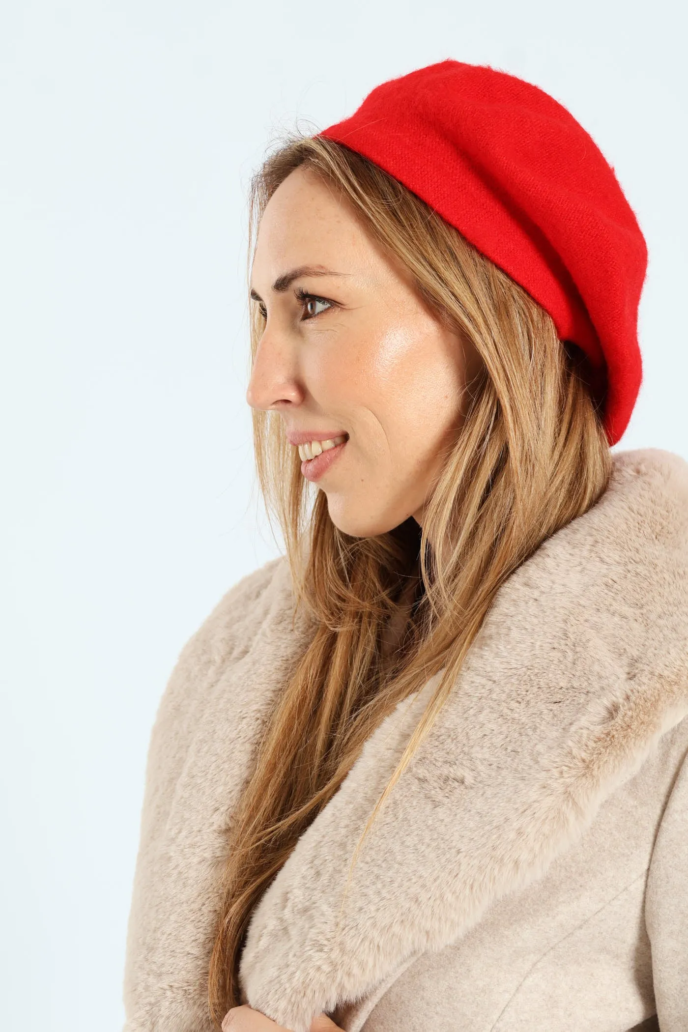 Beret - Red sold by Edgars product image thumbnail 3