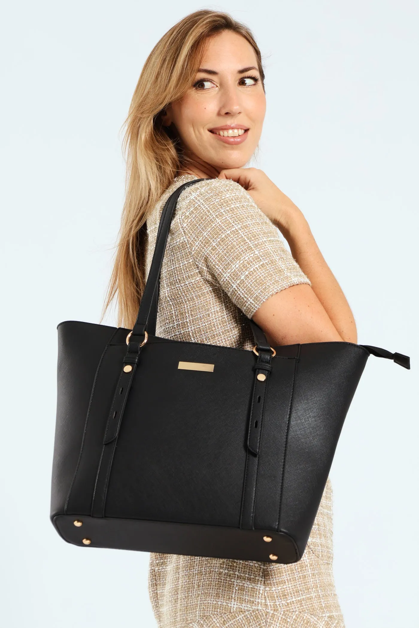 Gold Ring Text Shopper - Black sold by Edgars product image thumbnail 4