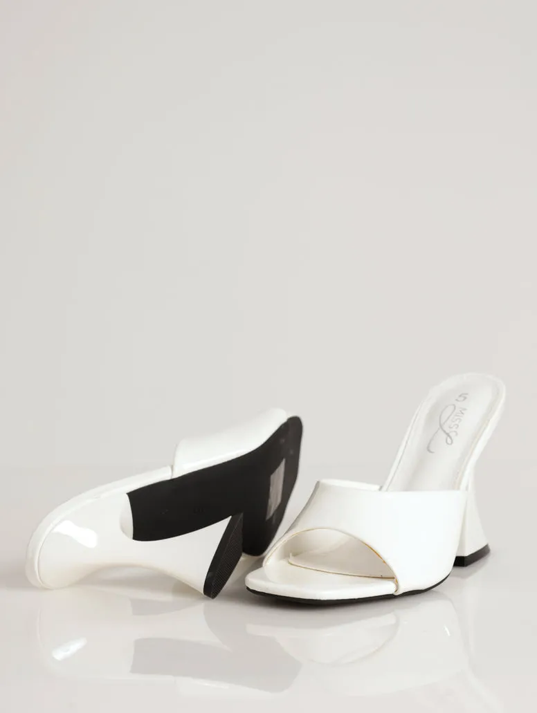 Ladies Hi Shaped Patent Push In Mule - White sold by Edgars product image thumbnail 4