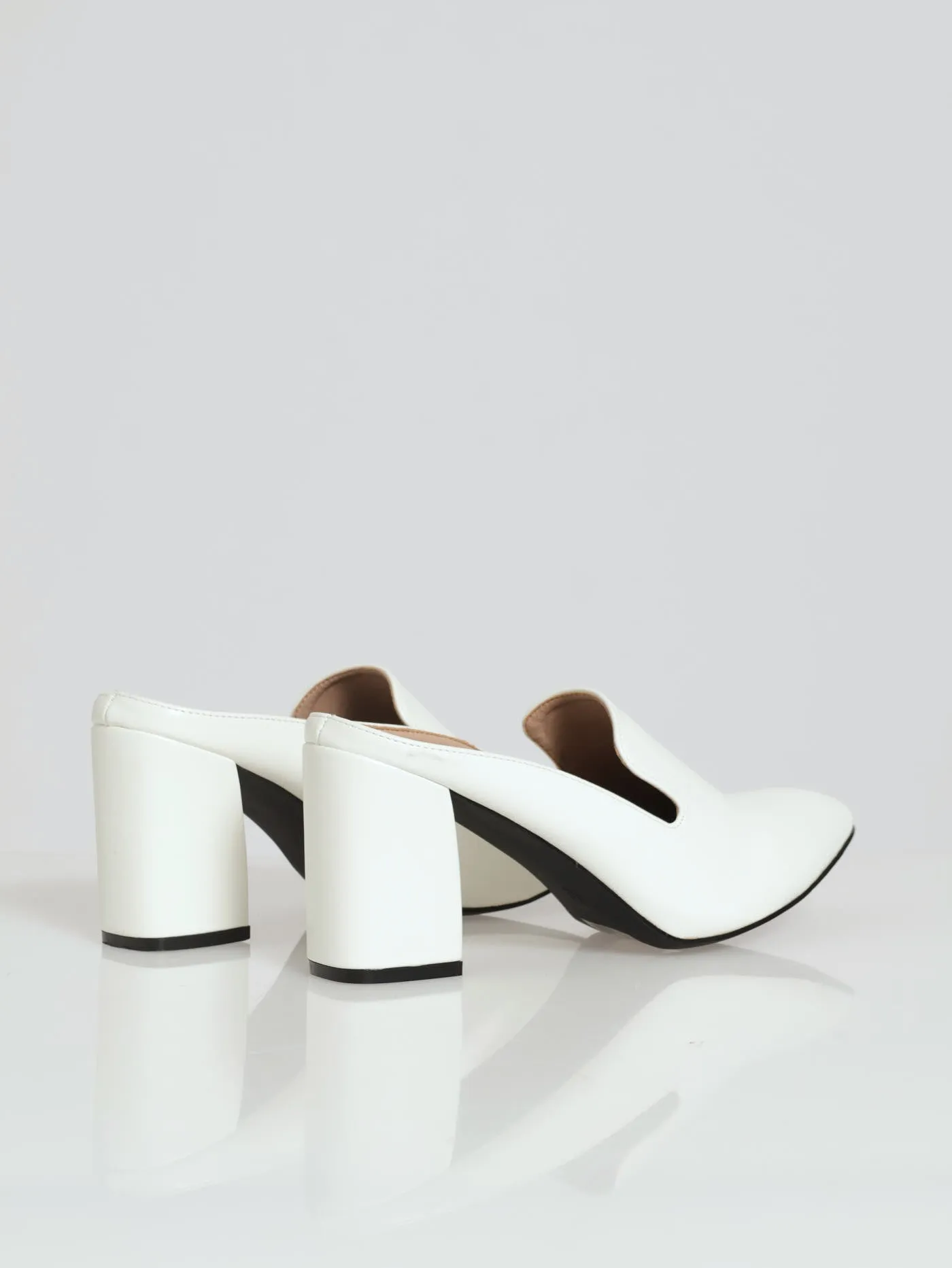 Textured Push In Albert Cut Court Heel - White sold by Edgars product image thumbnail 2