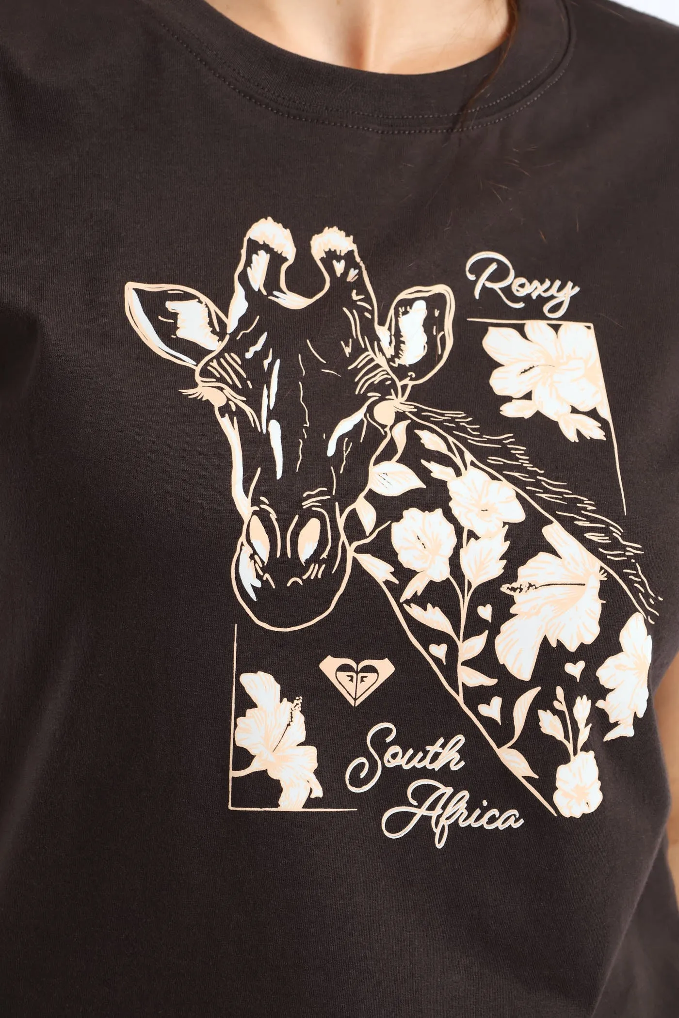SA Giraffe Tee - Black sold by Edgars product image thumbnail 2