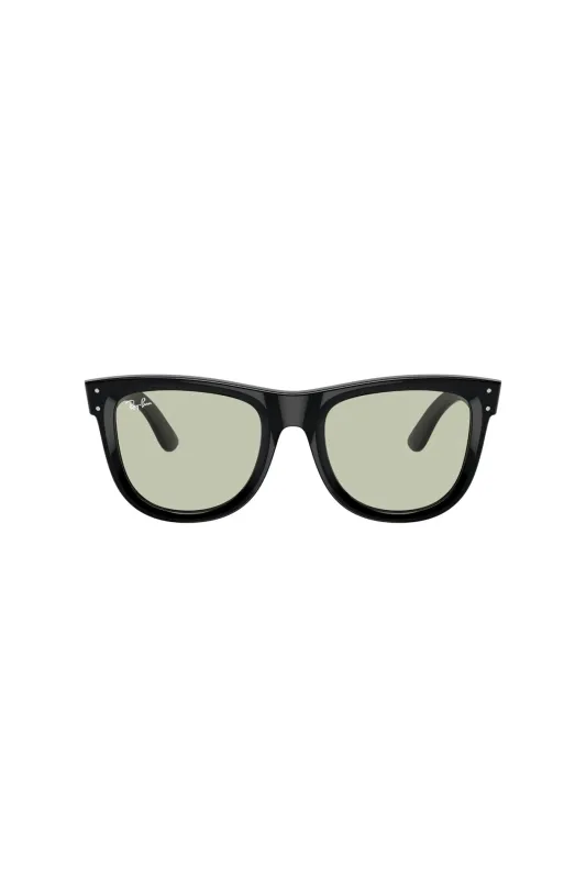 Wayfarer Reverse Sunglasses - Green/Black made by Ray-Ban