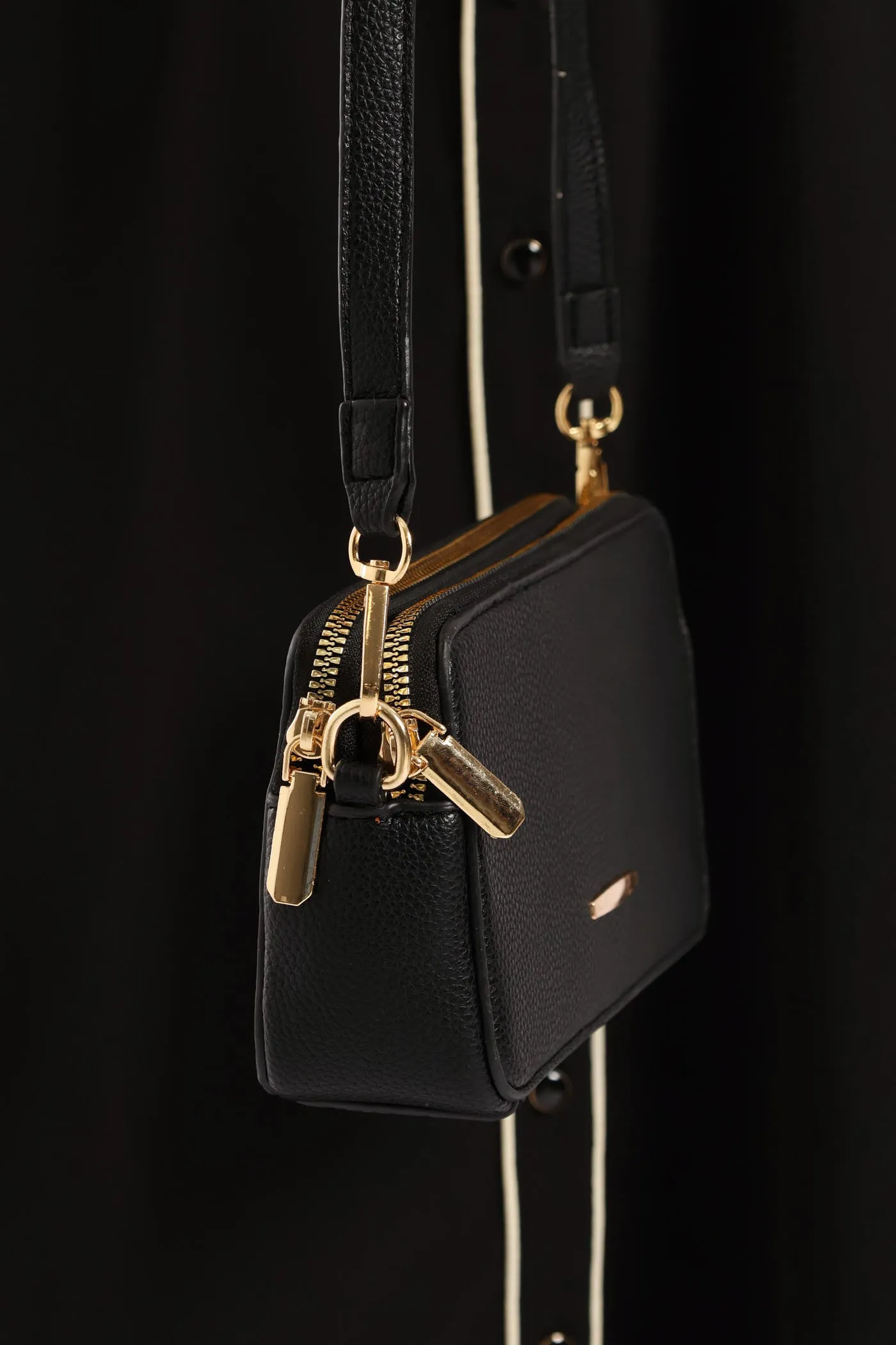 Double Top Zip Camera Bag - Black sold by Edgars product image thumbnail 2