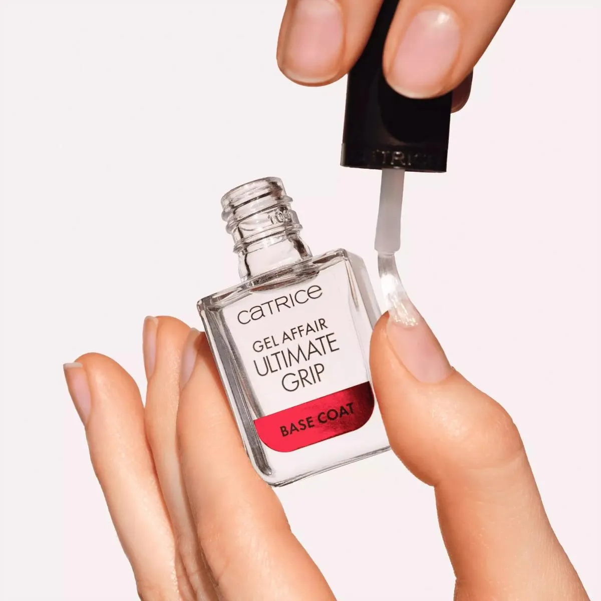 GEL AFFAIR Ultimate Grip Base Coat sold by Edgars product image thumbnail 3