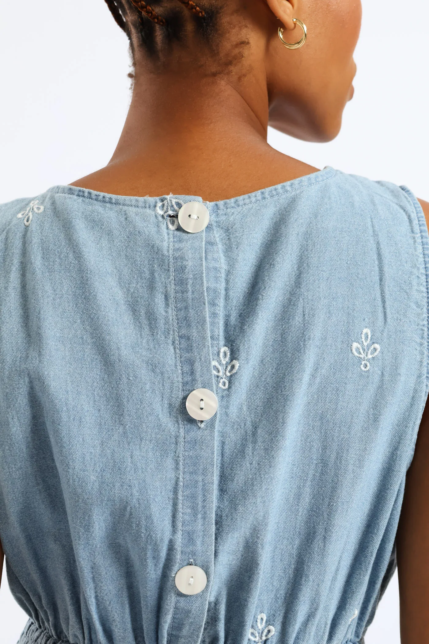 Anglaise Detail Shirred Waist Fit & Flare Midi Dress - Light Wash sold by Edgars product image thumbnail 4