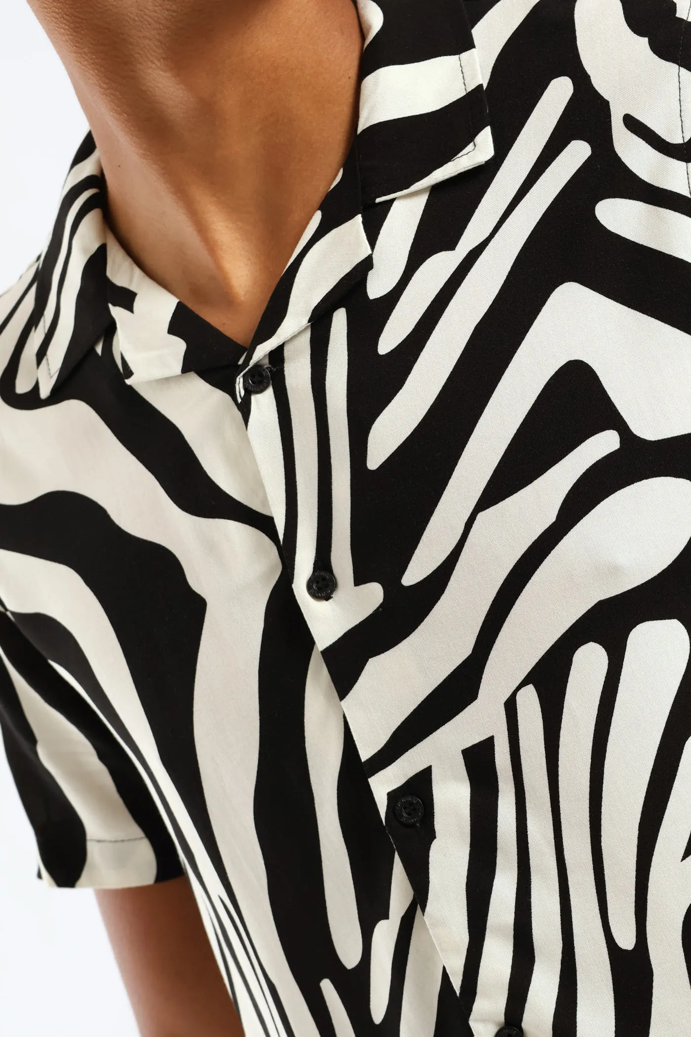 Viscose Print Shirt - Black/White sold by Edgars product image thumbnail 2