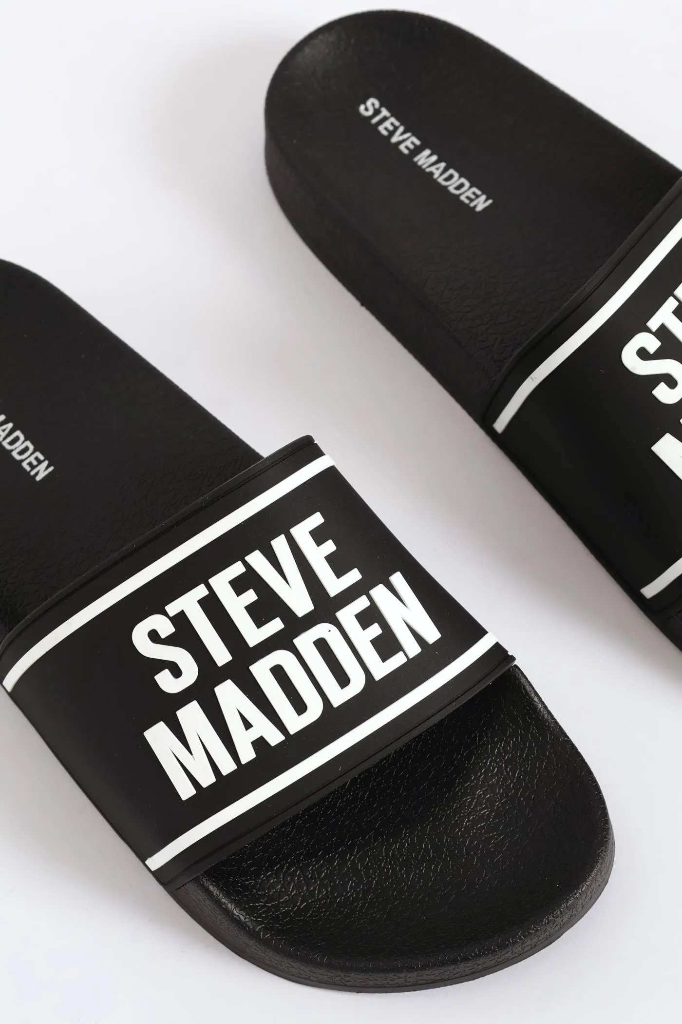 Surfer Logo Slide - White sold by Edgars product image thumbnail 3