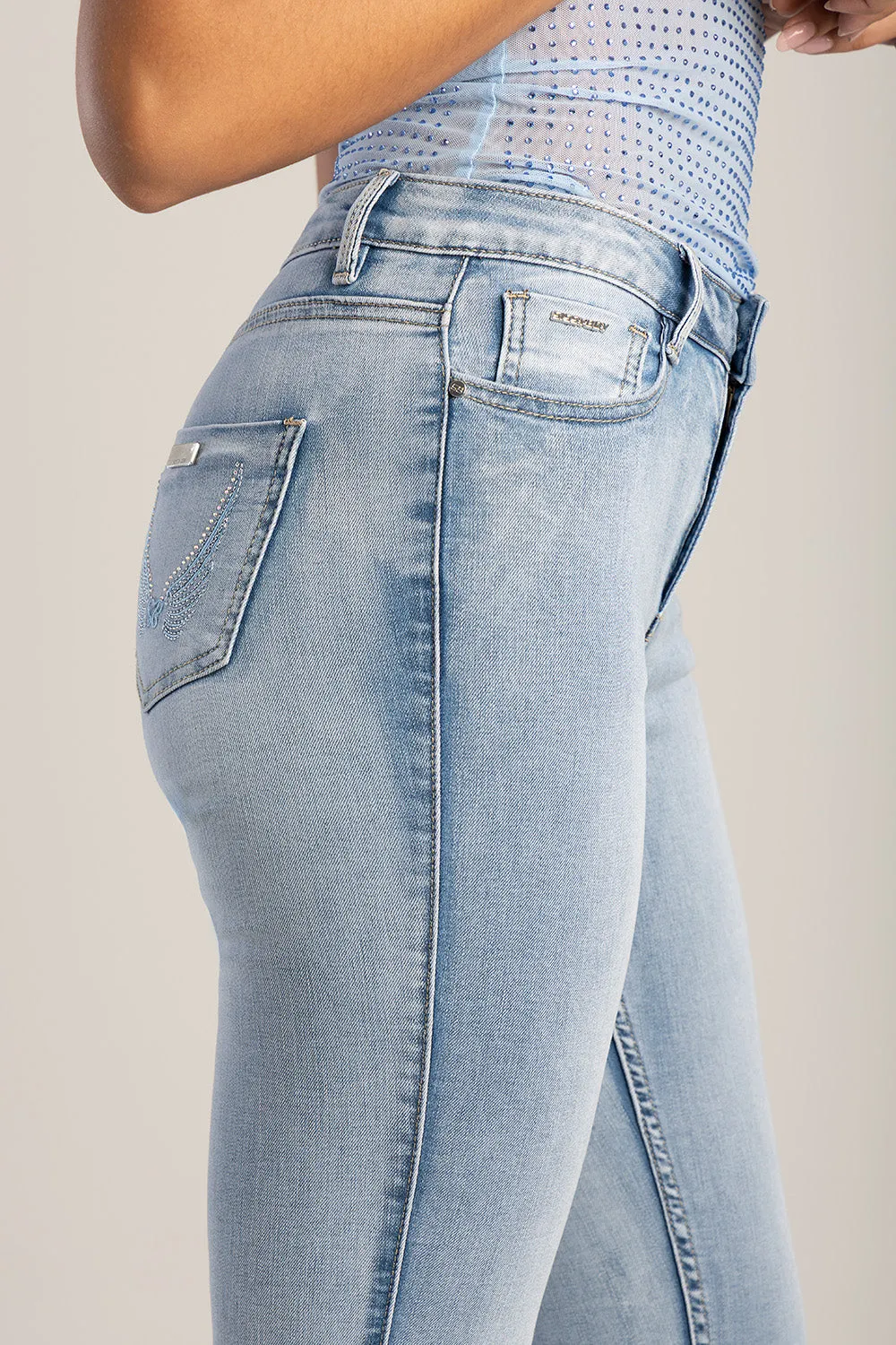Mid Waist Skinny Denim With Back Pocket Embroidery - Light Blue sold by Edgars product image thumbnail 4