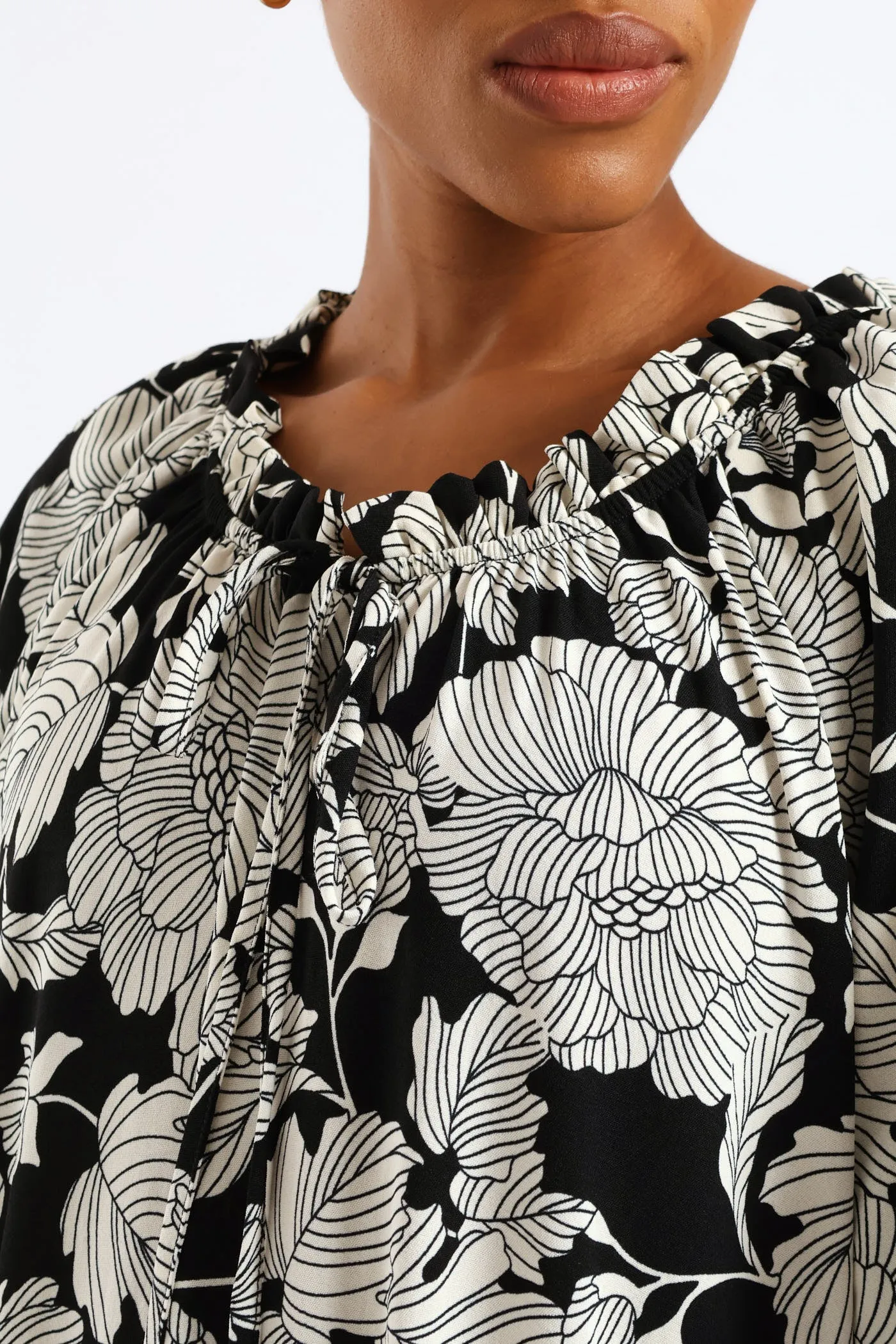 Bubble Sleeve Frill Neck Drop Waist Maxi Dress - Black/White sold by Edgars product image thumbnail 5