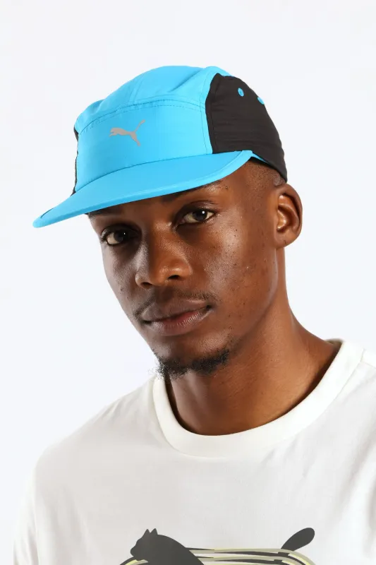 Essential Running 5 Panel Cap - Petrol made by Puma