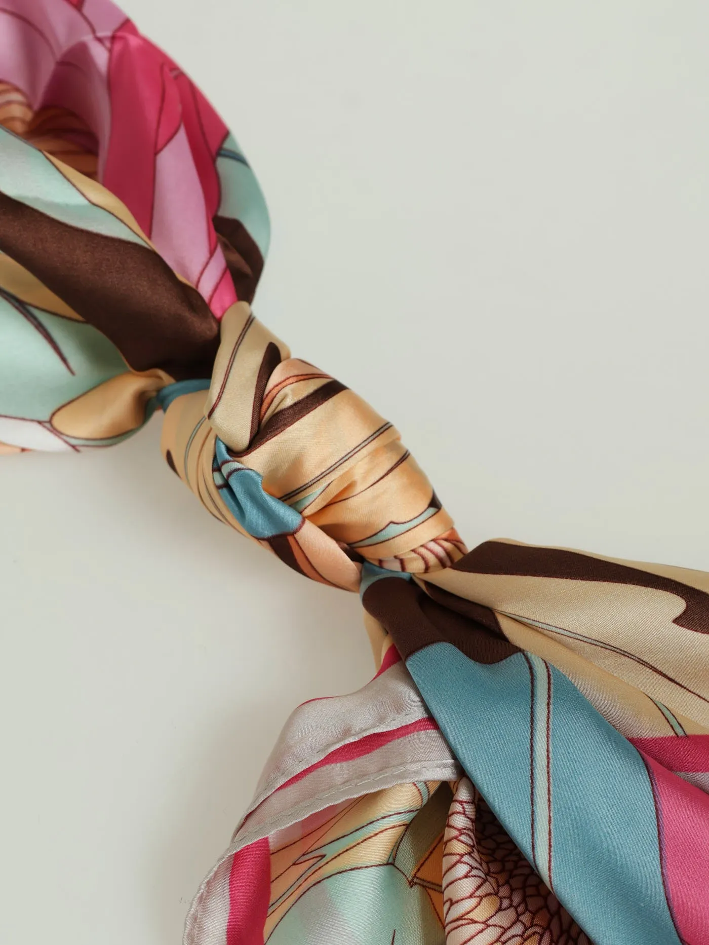 Protea Satin Feel Scarf - Pink sold by Edgars product image thumbnail 3