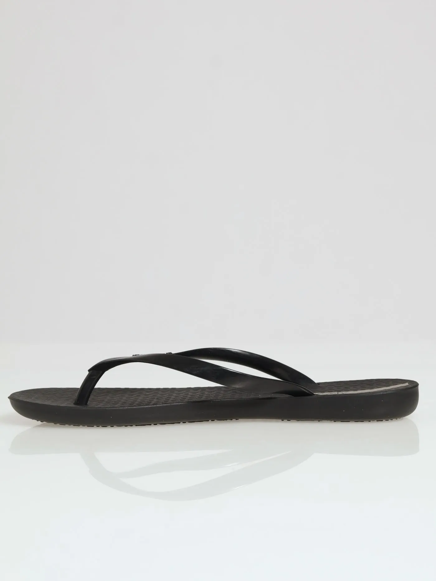 Wave Thong Sandal - Black sold by Edgars product image thumbnail 2
