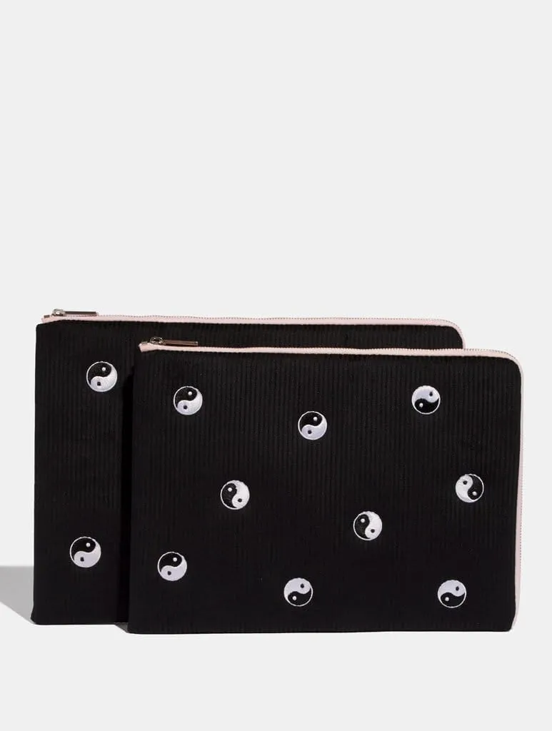 Yin Yang Laptop Case sold by Skinnydip London product image thumbnail 3