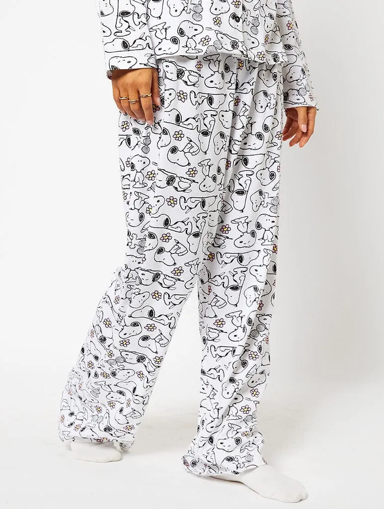 Peanuts x Skinnydip Snoopy Pyjama Set sold by Skinnydip London product image thumbnail 5