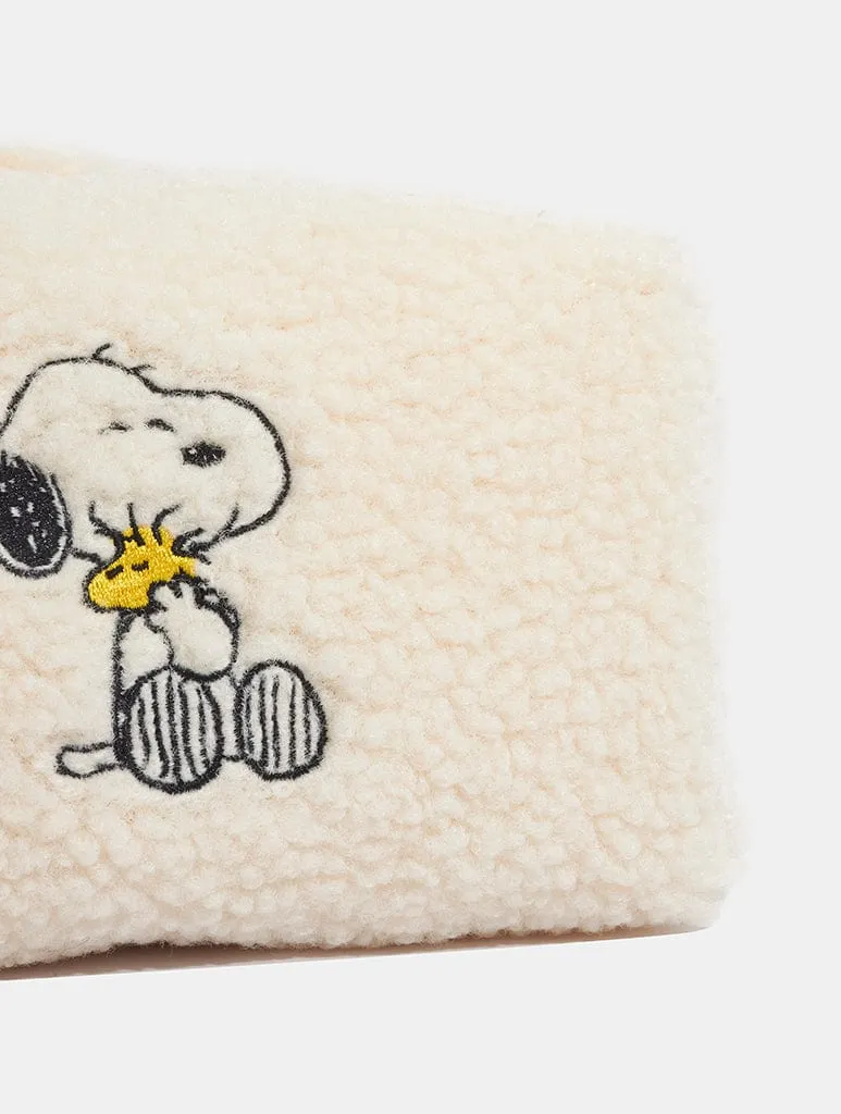 Peanuts x Skinnydip Snoopy Makeup Bag sold by Skinnydip London product image thumbnail 5