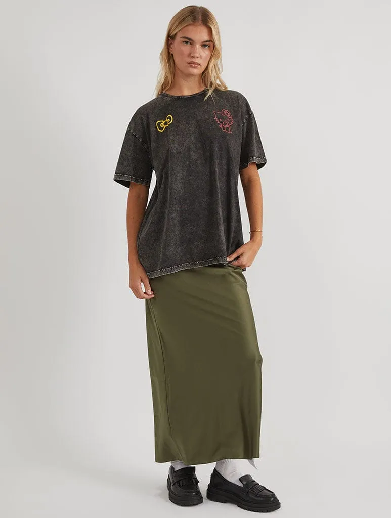 Hello Kitty x Skinnydip Friends Outline T-Shirt sold by Skinnydip London product image thumbnail 5