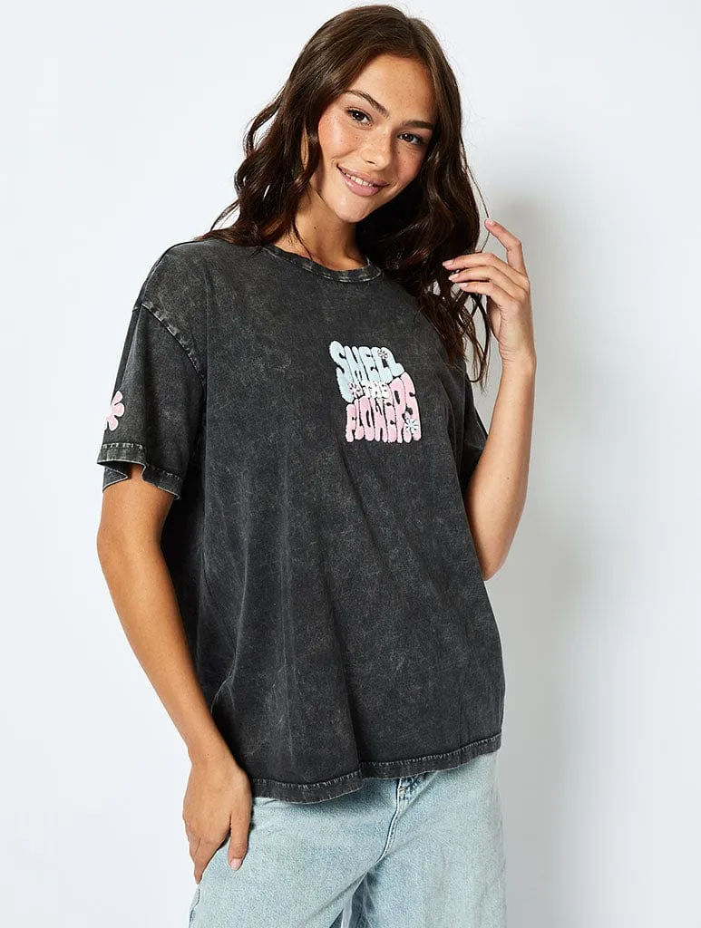 Smell The Flowers Oversized Acid Wash T-Shirt sold by Skinnydip London product image thumbnail 4