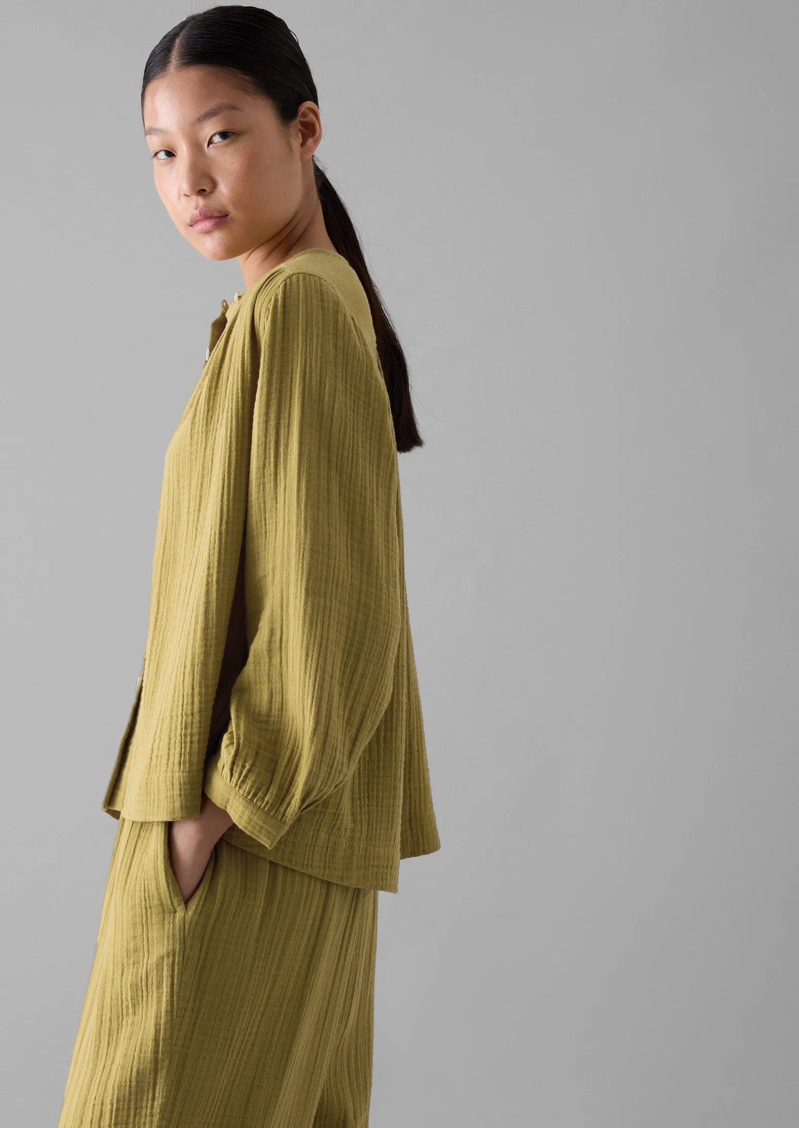 Crinkle Cotton Pyjamas | Soft Olive sold by TOAST product image thumbnail 4