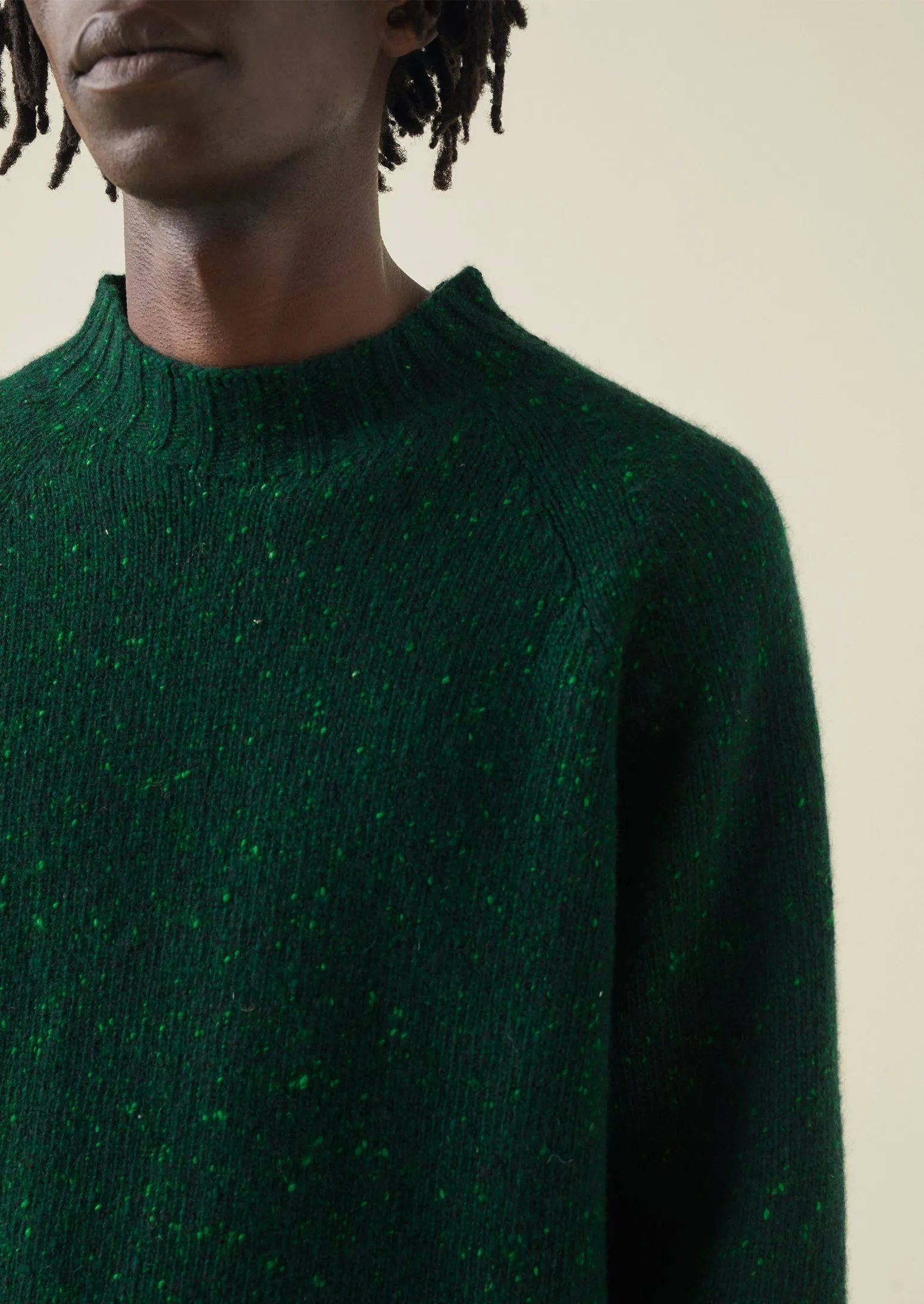 Flecky Wool Cashmere Seamless Sweater | Emerald sold by TOAST product image thumbnail 4
