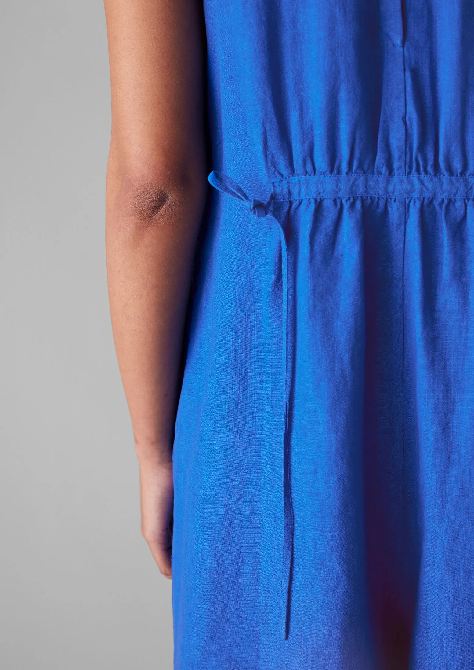 Garment Dyed Linen Short Jumpsuit | Sapphire sold by TOAST product image thumbnail 3