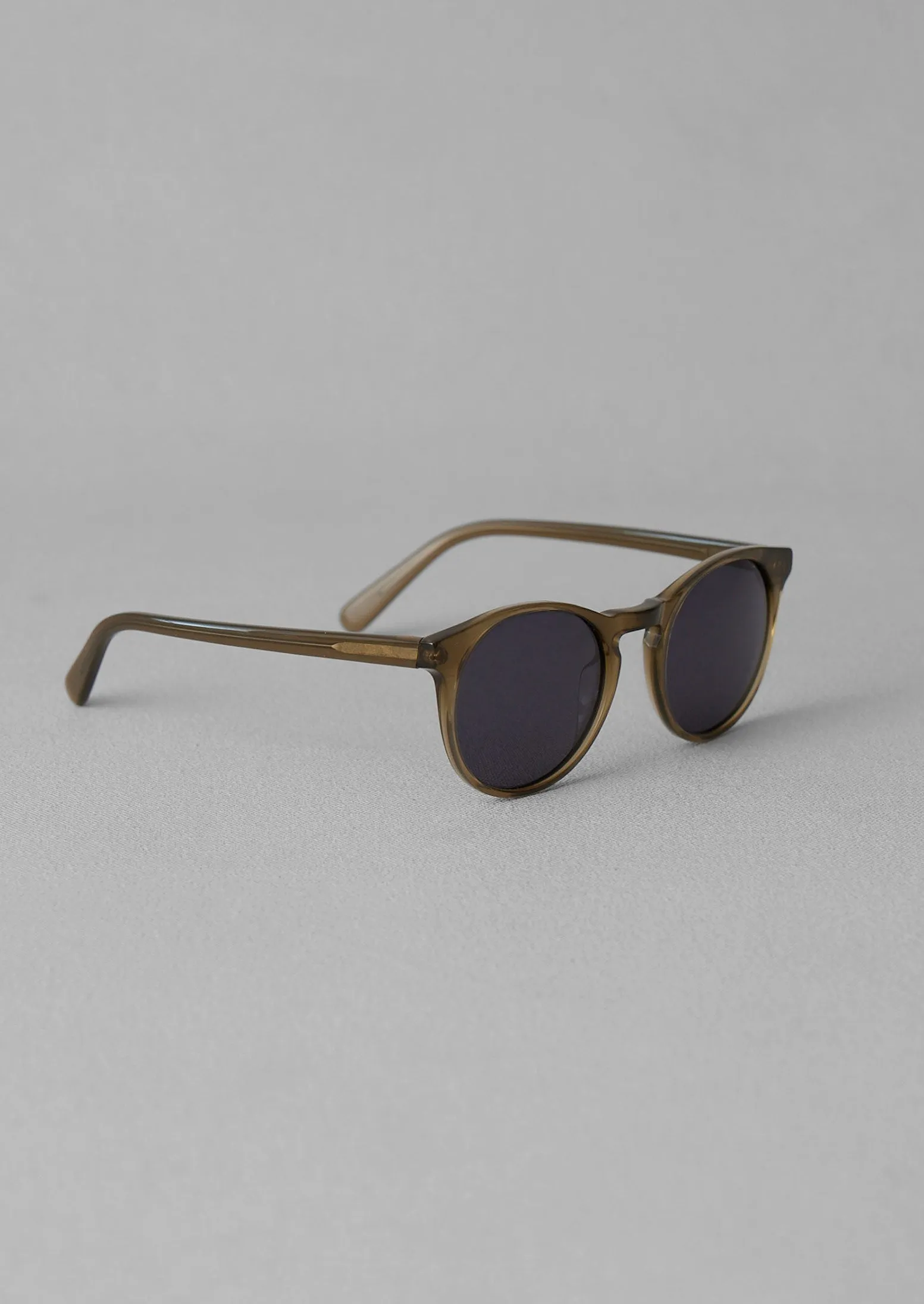 Finlay and Co Percy Sunglasses | Olive sold by TOAST product image thumbnail 2