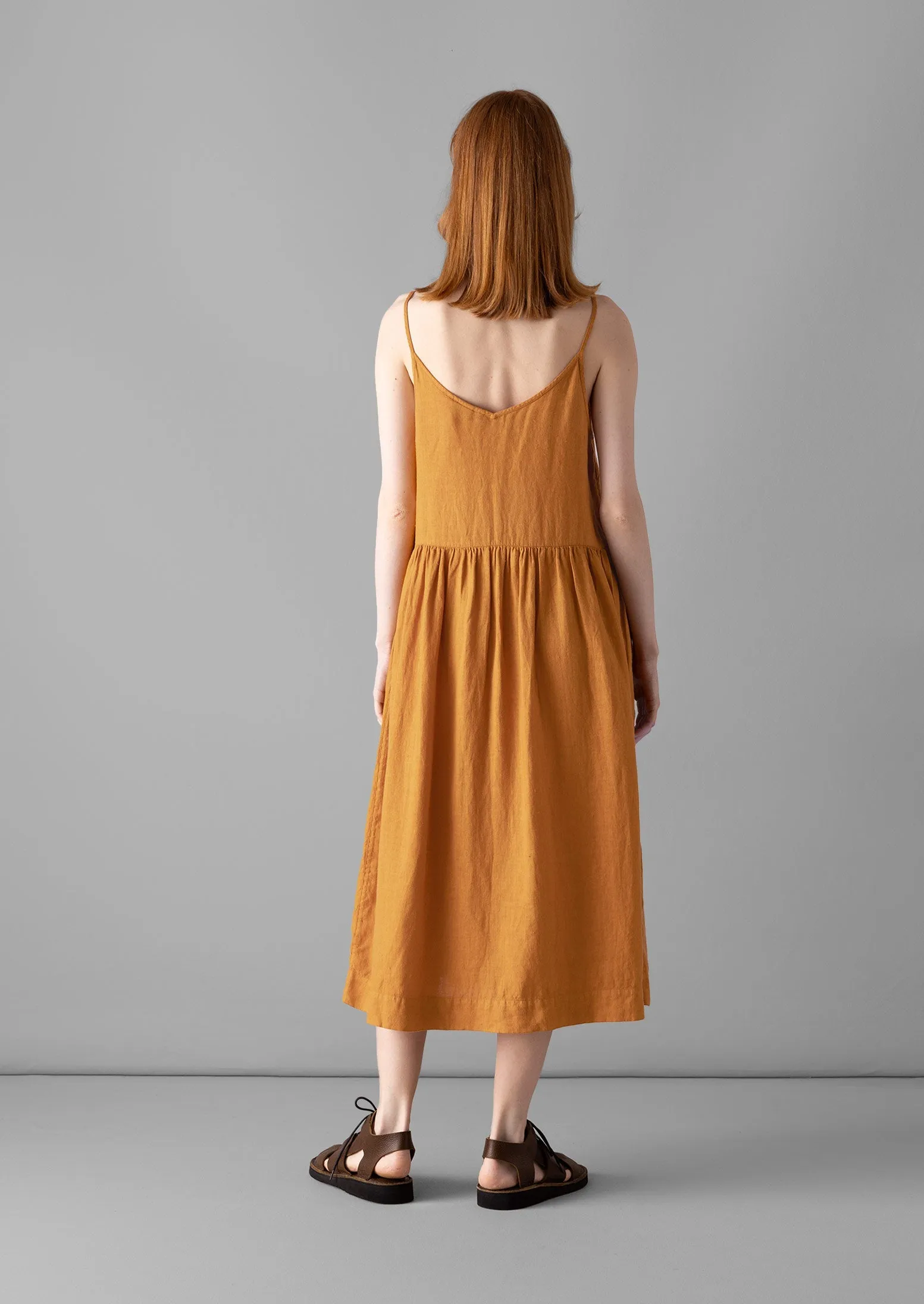 Garment Dyed Lightweight Linen Lounge Dress | Amber sold by TOAST product image thumbnail 4