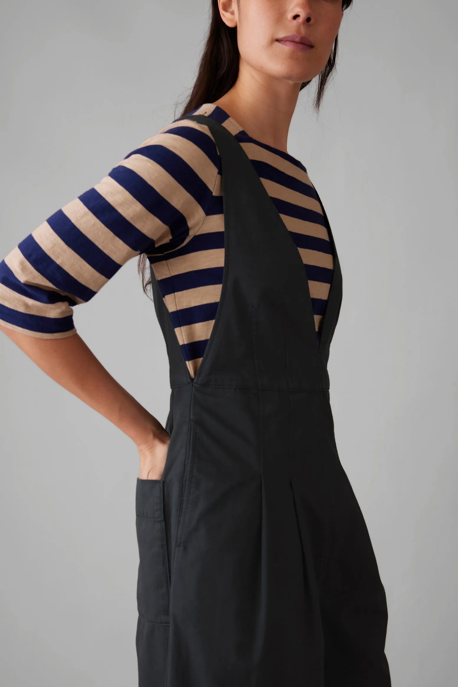 V-Neck Cotton Linen Twill Jumpsuit | Slate Navy sold by TOAST product image thumbnail 3