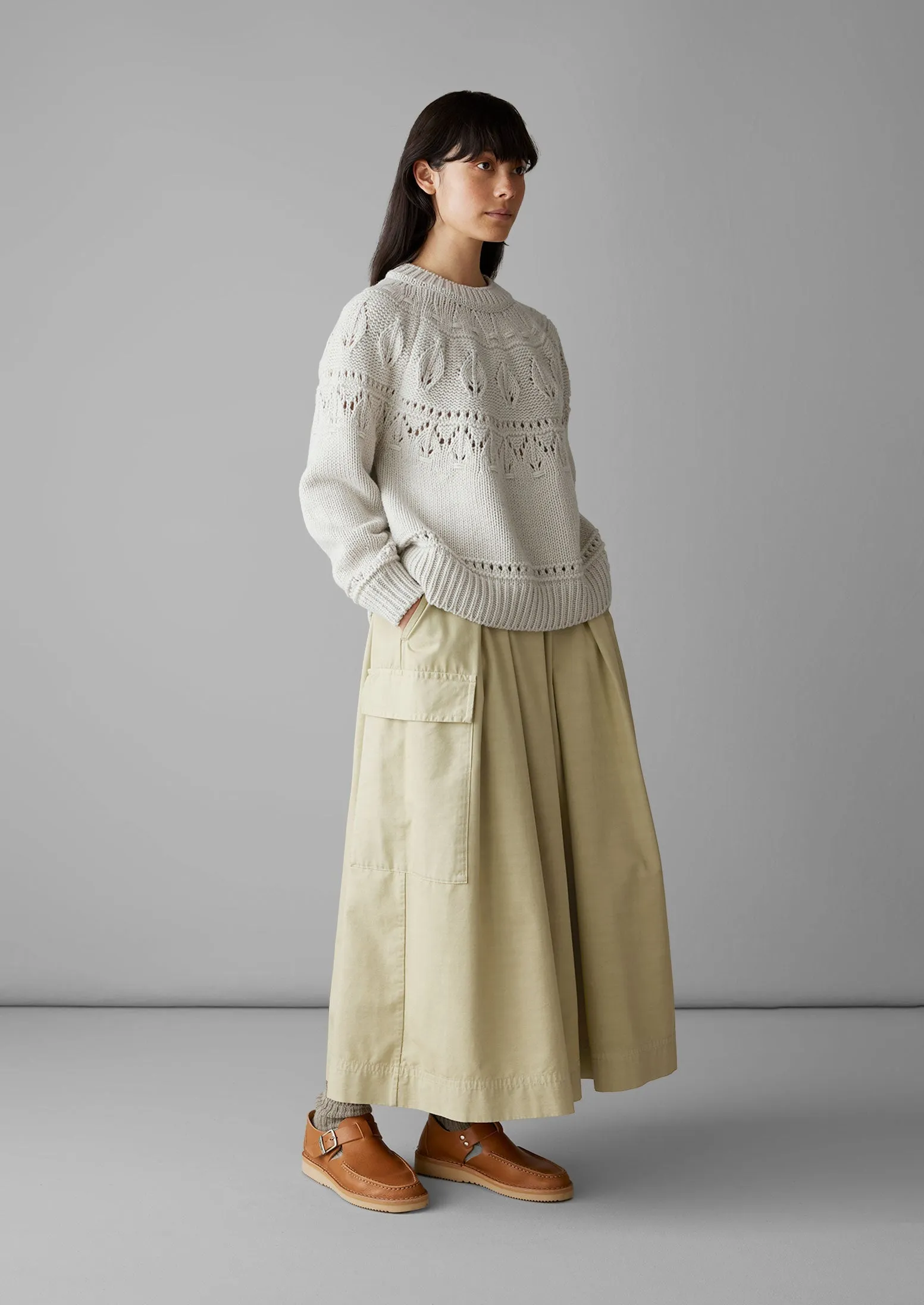 Pleated Patch Pocket Cotton Skirt | Rye sold by TOAST product image thumbnail 3