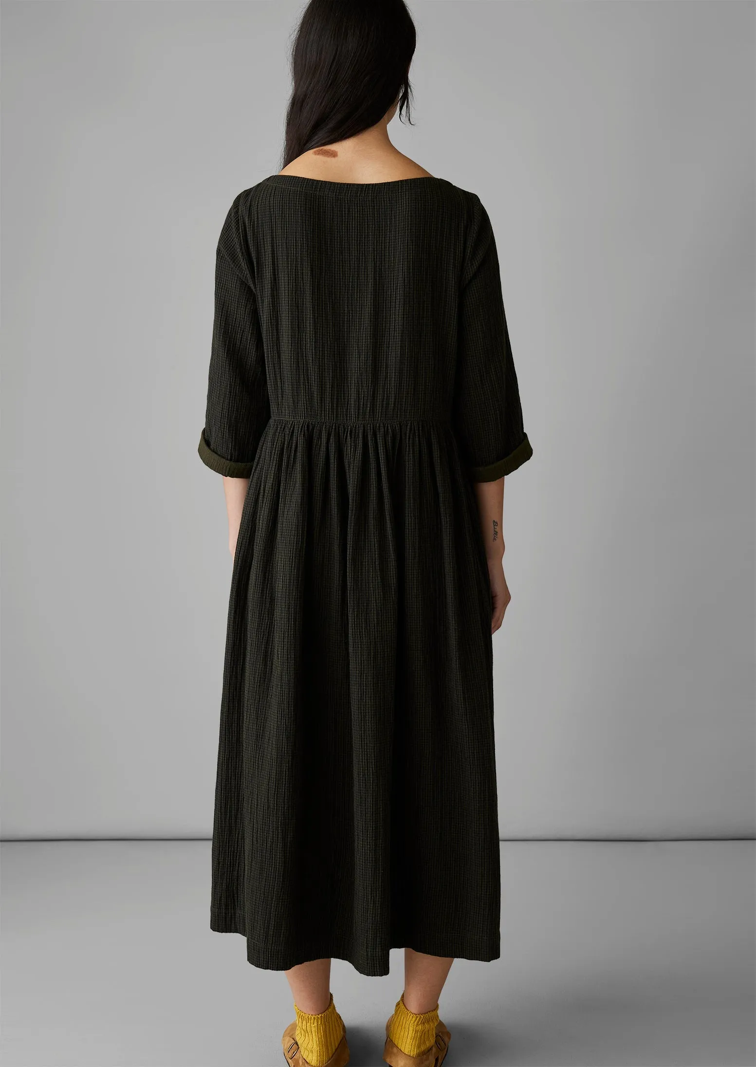 Freya Crinkle Organic Cotton Dress | Darkest Olive sold by TOAST product image thumbnail 5