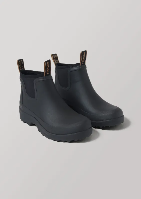 Tretorn Terrang Boots | Black sold by TOAST
