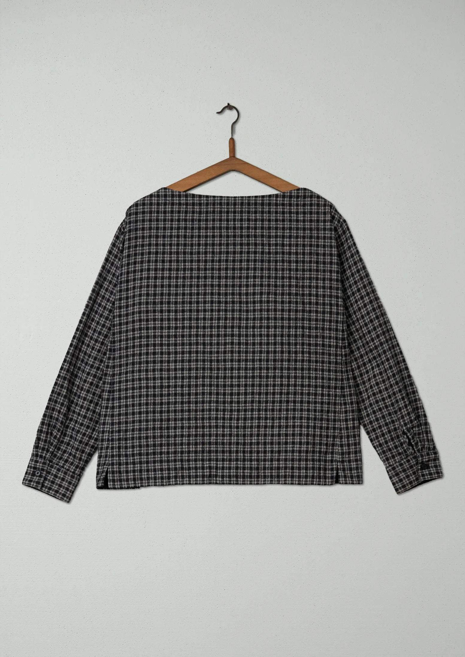 Reworn Button Shoulder Top Size 12 (161) | Multi sold by TOAST product image thumbnail 2