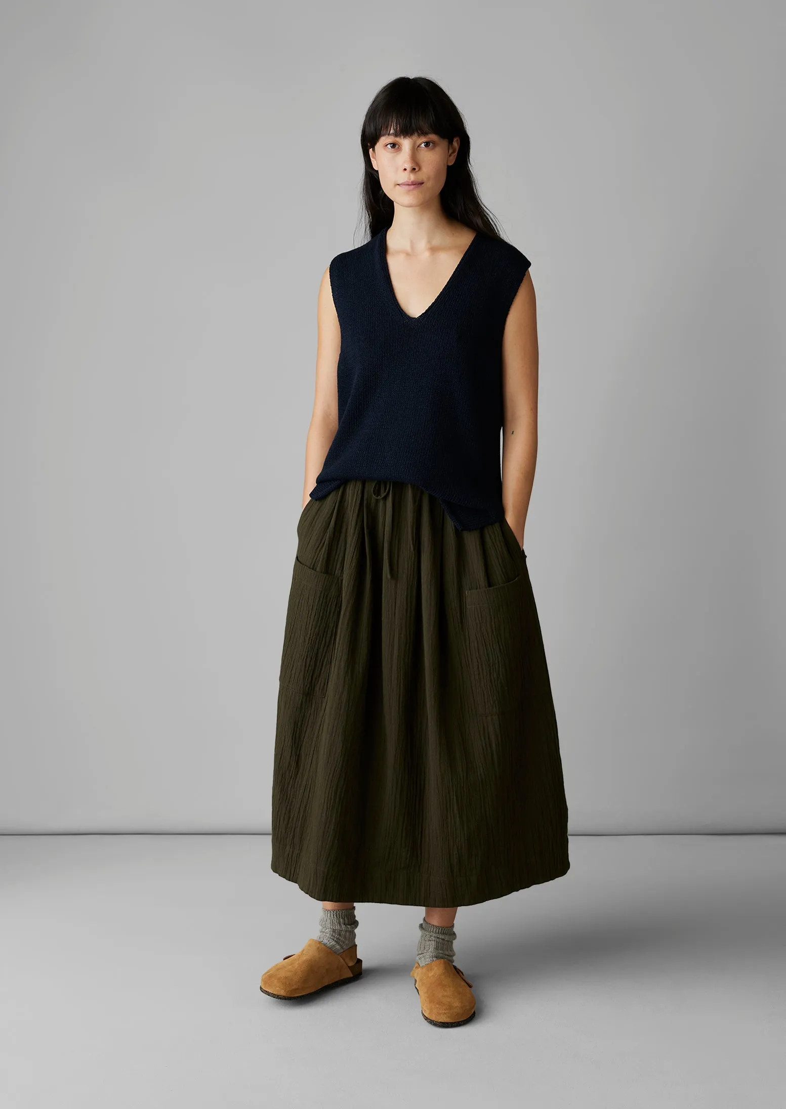 Crinkle Organic Cotton Patch Pocket Skirt | Darkest Olive sold by TOAST product image thumbnail 3