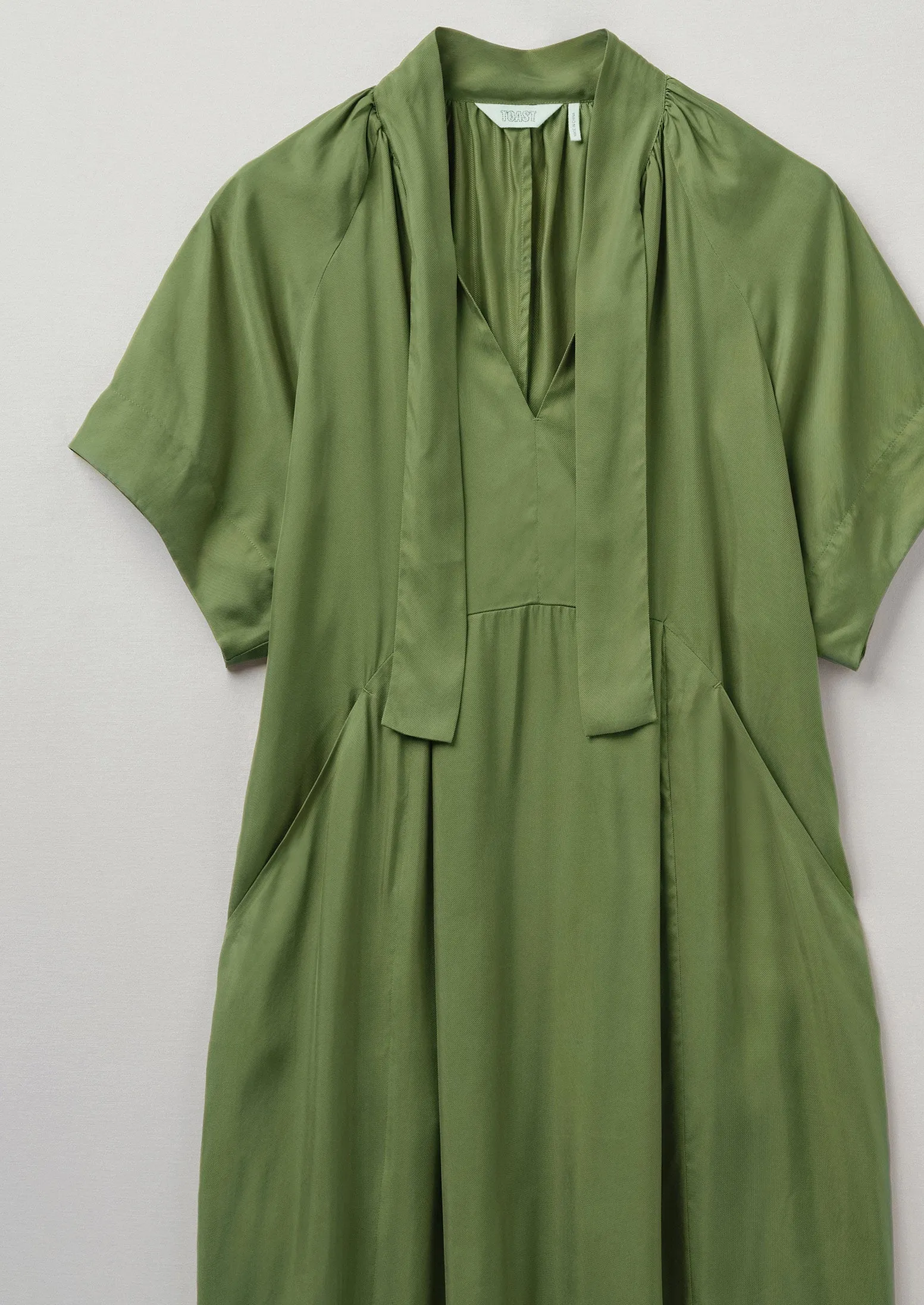 HESIOD FRILL DRESS　the toe THE TOE Hesiod Frills Dress
