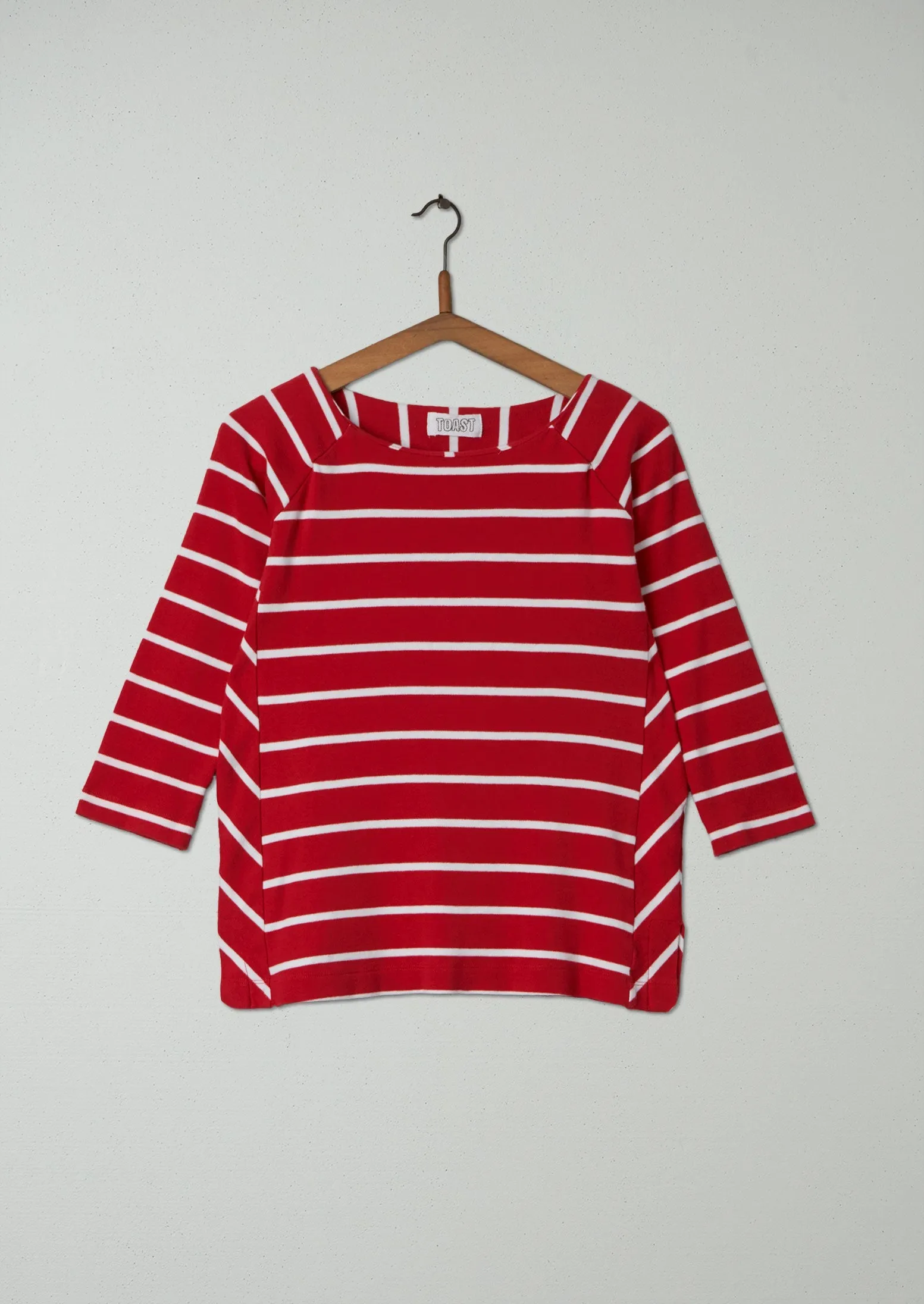 Reworn Interlocked Top Size XS (022) | Red sold by TOAST