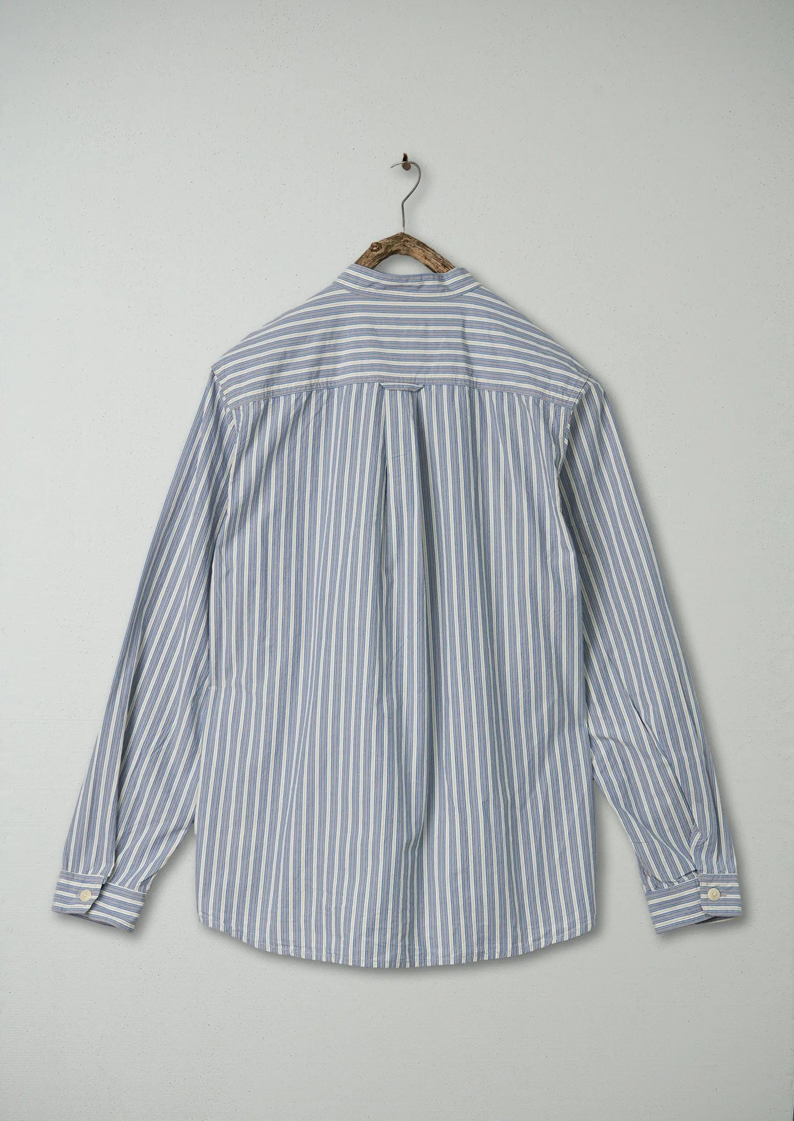 Renewed Jasper Stripe Organic Crinkle Cotton Shirt Size L (03) | Woad sold by TOAST product image thumbnail 2