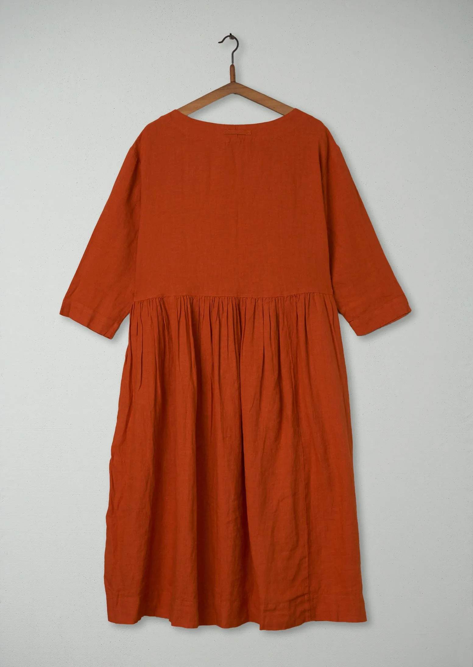 Renewed Boat Neck Linen Dress Size M (089) | Tangerine sold by TOAST product image thumbnail 2