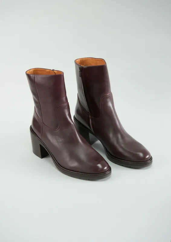 Reworn Chie Mihara Boot Size 40 (091) | Burdeos sold by TOAST